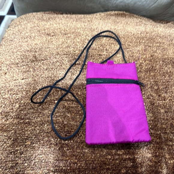 Bag phone Embroidery Hand Made - Picture 2 of 5